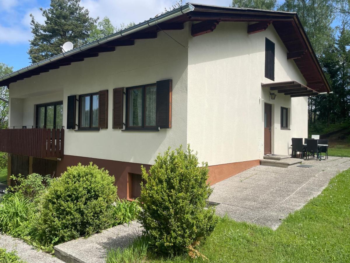 Haus Am Berg - Waldviertel Villa Arbesbach Exterior photo